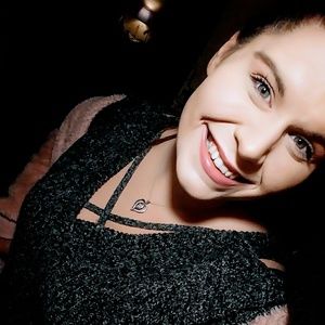 Meet your Posher, Shayna